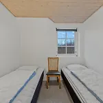 Large 18-person Pool House With Activity Room, Built In 2011 *