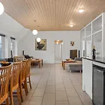 Large 18-person Pool House With Activity Room, Built In 2011 度假居 *