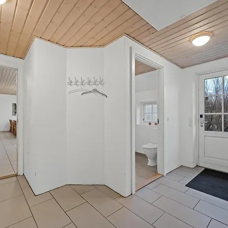 Holiday home Large 18-person Pool House With Activity Room, Built In 2011, *