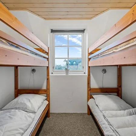 Large 18-person Pool House With Activity Room, Built In 2011 度假居