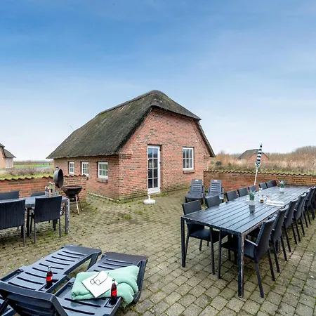 Large 18-person Pool House With Activity Room, Built In 2011 * Ulfborg