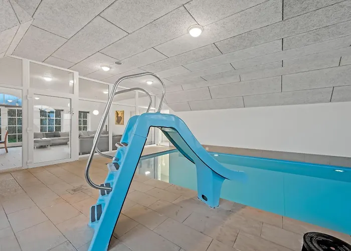 Ferienhaus Large 18-person Pool House With Activity Room, Built In 2011 Ulfborg
