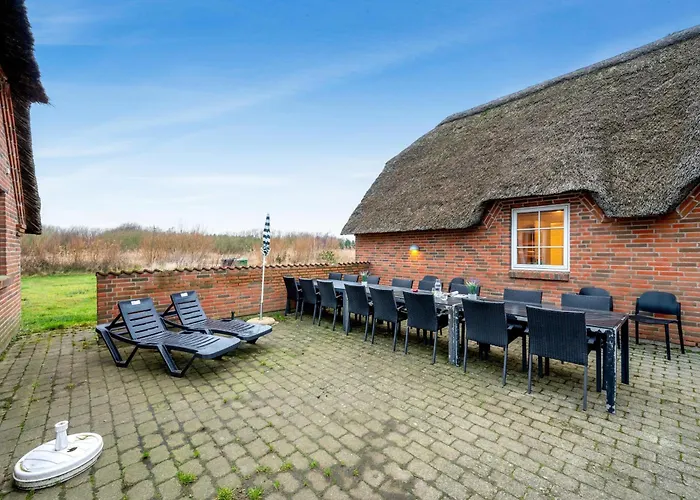 Large 18-person Pool House With Activity Room, Built In 2011 * Ulfborg